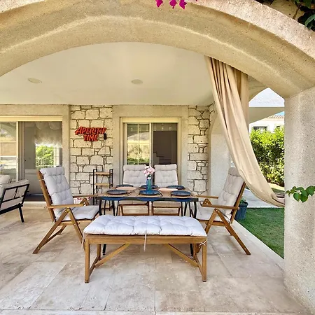 Vlla Sakiz Villa *