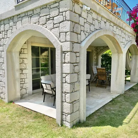 Vlla Sakiz Villa *